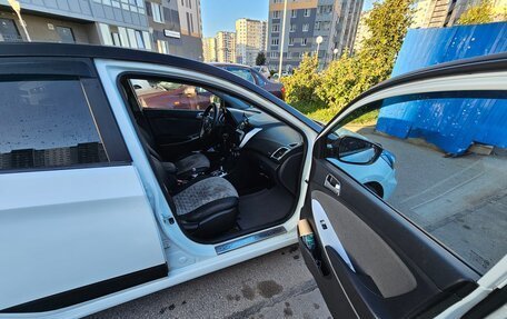 Hyundai Solaris II рестайлинг, 2012 год, 620 000 рублей, 9 фотография