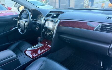 Toyota Camry, 2012 год, 1 357 000 рублей, 13 фотография