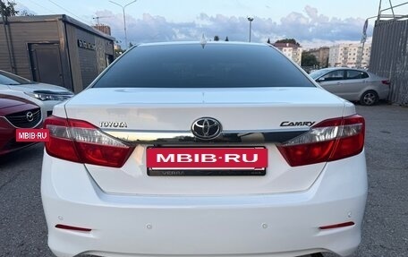 Toyota Camry, 2012 год, 1 357 000 рублей, 6 фотография