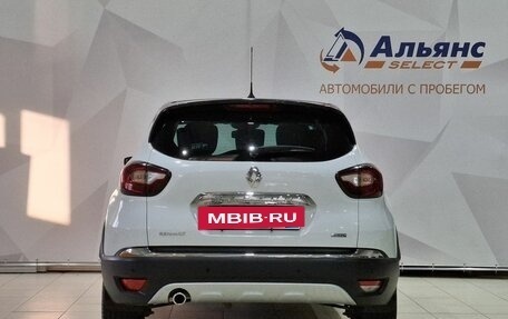 Renault Kaptur I рестайлинг, 2018 год, 1 690 000 рублей, 4 фотография