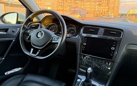 Volkswagen Golf VII, 2018 год, 2 500 000 рублей, 16 фотография