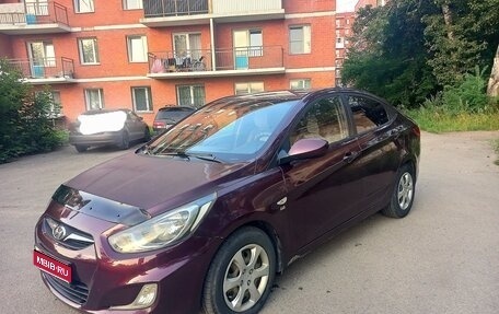 Hyundai Solaris II рестайлинг, 2012 год, 690 000 рублей, 1 фотография