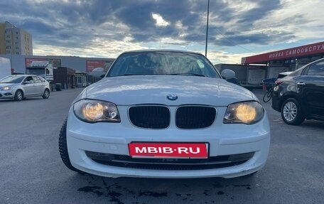 BMW 1 серия, 2008 год, 550 000 рублей, 1 фотография