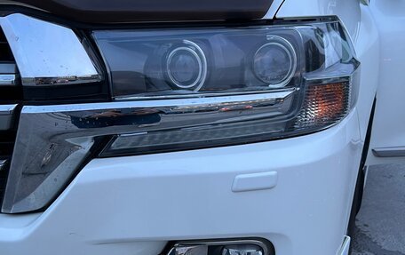 Toyota Land Cruiser 200, 2018 год, 7 400 000 рублей, 7 фотография