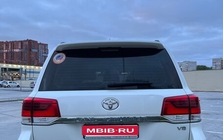 Toyota Land Cruiser 200, 2018 год, 7 400 000 рублей, 5 фотография