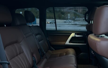 Toyota Land Cruiser 200, 2018 год, 7 400 000 рублей, 26 фотография
