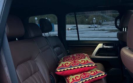 Toyota Land Cruiser 200, 2018 год, 7 400 000 рублей, 25 фотография