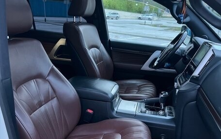 Toyota Land Cruiser 200, 2018 год, 7 400 000 рублей, 27 фотография