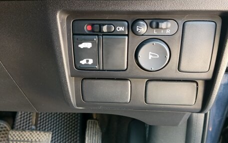Honda Freed I, 2011 год, 850 000 рублей, 6 фотография