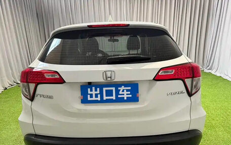 Honda Vezel, 2022 год, 1 370 000 рублей, 4 фотография