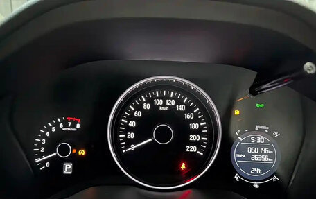 Honda Vezel, 2022 год, 1 370 000 рублей, 11 фотография