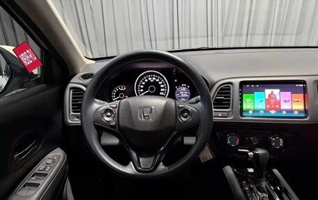 Honda Vezel, 2022 год, 1 370 000 рублей, 16 фотография