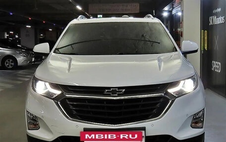 Chevrolet Equinox III, 2018 год, 1 043 027 рублей, 2 фотография