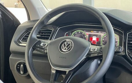 Volkswagen T-Roc I, 2022 год, 1 950 000 рублей, 8 фотография