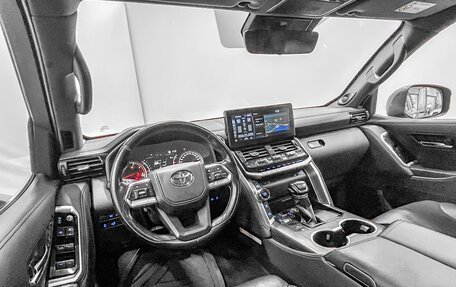Toyota Land Cruiser, 2021 год, 9 490 000 рублей, 12 фотография