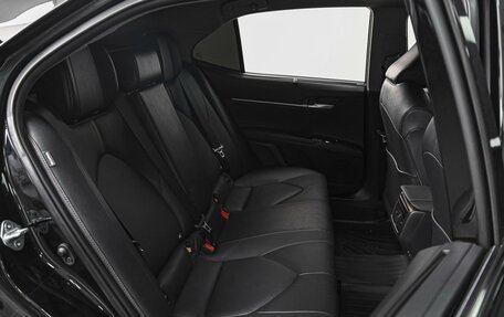 Toyota Camry, 2020 год, 3 640 000 рублей, 7 фотография