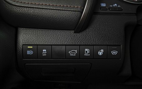 Toyota Camry, 2020 год, 3 640 000 рублей, 20 фотография