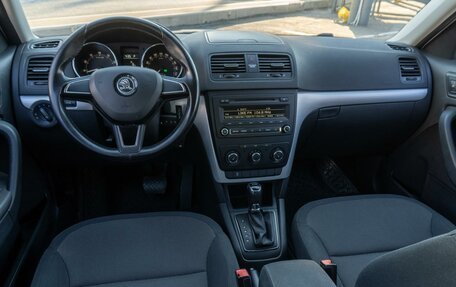 Skoda Yeti I рестайлинг, 2015 год, 1 289 000 рублей, 6 фотография