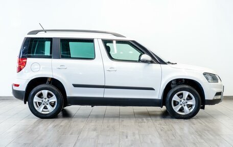 Skoda Yeti I рестайлинг, 2015 год, 1 289 000 рублей, 5 фотография