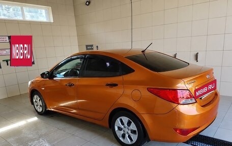 Hyundai Solaris II рестайлинг, 2014 год, 590 000 рублей, 4 фотография