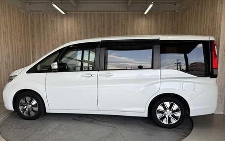 Honda Stepwgn IV, 2015 год, 1 360 000 рублей, 6 фотография