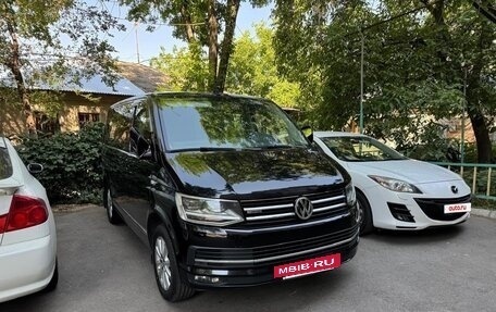 Volkswagen Multivan T6 рестайлинг, 2018 год, 4 500 000 рублей, 2 фотография