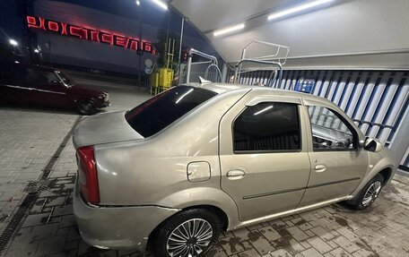 Renault Logan I, 2010 год, 170 000 рублей, 4 фотография