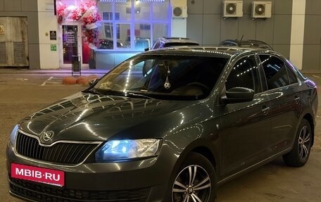 Skoda Rapid I, 2014 год, 720 000 рублей, 3 фотография