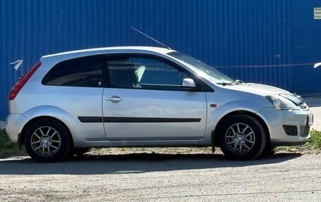 Ford Fiesta, 2006 год, 300 000 рублей, 3 фотография