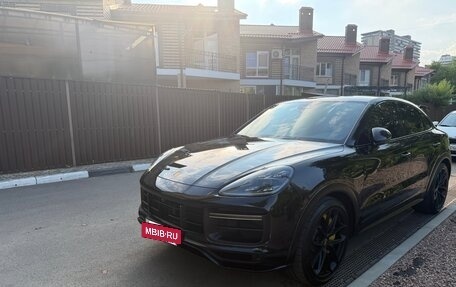 Porsche Cayenne III, 2022 год, 15 700 000 рублей, 2 фотография