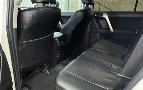 Toyota Land Cruiser Prado 150 рестайлинг 2, 2021 год, 4 999 000 рублей, 10 фотография