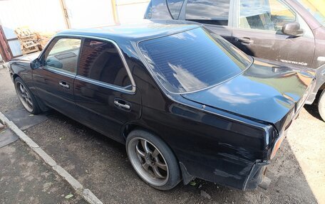 Nissan Laurel VIII, 1993 год, 250 000 рублей, 10 фотография