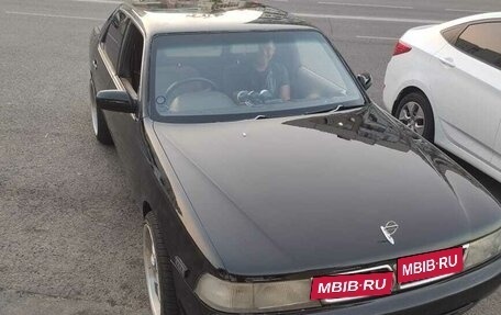 Nissan Laurel VIII, 1993 год, 250 000 рублей, 3 фотография