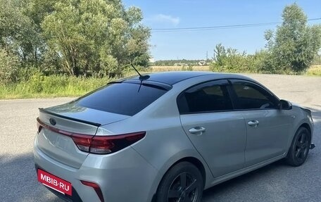 KIA Rio IV, 2018 год, 1 580 000 рублей, 5 фотография