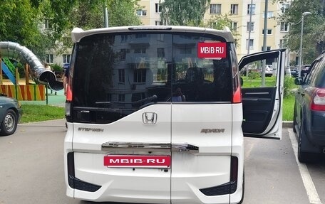 Honda Stepwgn IV, 2019 год, 1 900 000 рублей, 2 фотография
