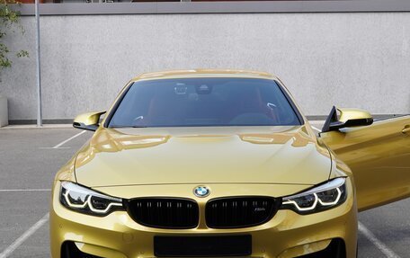 BMW M4, 2019 год, 7 000 000 рублей, 4 фотография
