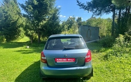Skoda Fabia II, 2011 год, 650 000 рублей, 4 фотография