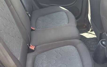 Hyundai i20 IB рестайлинг, 2010 год, 565 000 рублей, 18 фотография