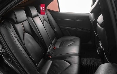 Toyota Camry, 2019 год, 2 699 000 рублей, 7 фотография