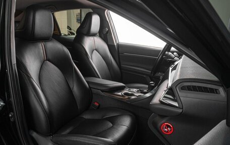 Toyota Camry, 2019 год, 2 699 000 рублей, 8 фотография