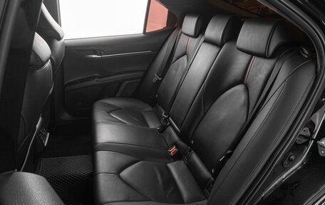 Toyota Camry, 2019 год, 2 699 000 рублей, 9 фотография