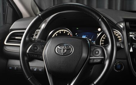 Toyota Camry, 2019 год, 2 699 000 рублей, 22 фотография