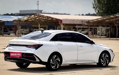 Hyundai Elantra, 2023 год, 1 720 000 рублей, 7 фотография