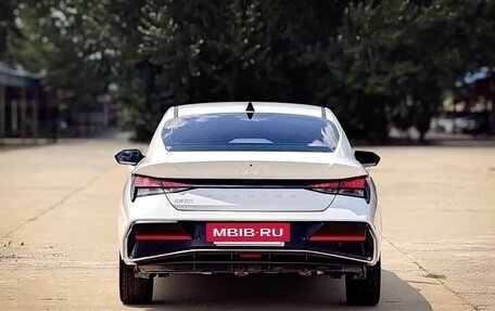 Hyundai Elantra, 2023 год, 1 720 000 рублей, 6 фотография