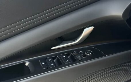 Hyundai Elantra, 2023 год, 1 720 000 рублей, 20 фотография