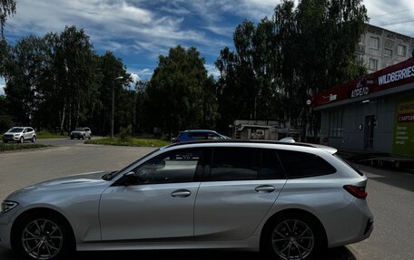 BMW 3 серия, 2019 год, 2 425 000 рублей, 2 фотография