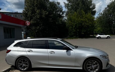 BMW 3 серия, 2019 год, 2 425 000 рублей, 3 фотография