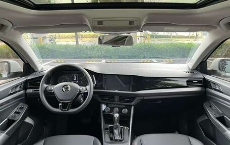 Volkswagen Bora, 2022 год, 1 590 000 рублей, 6 фотография