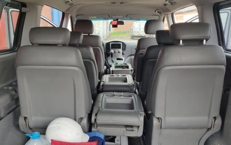 Hyundai Grand Starex Grand Starex I рестайлинг 2, 2009 год, 650 000 рублей, 14 фотография