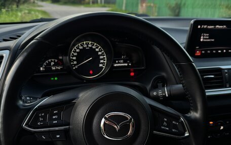 Mazda 3, 2018 год, 1 950 000 рублей, 8 фотография